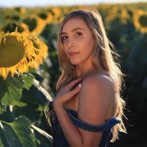 Meet your Posher, Noelle